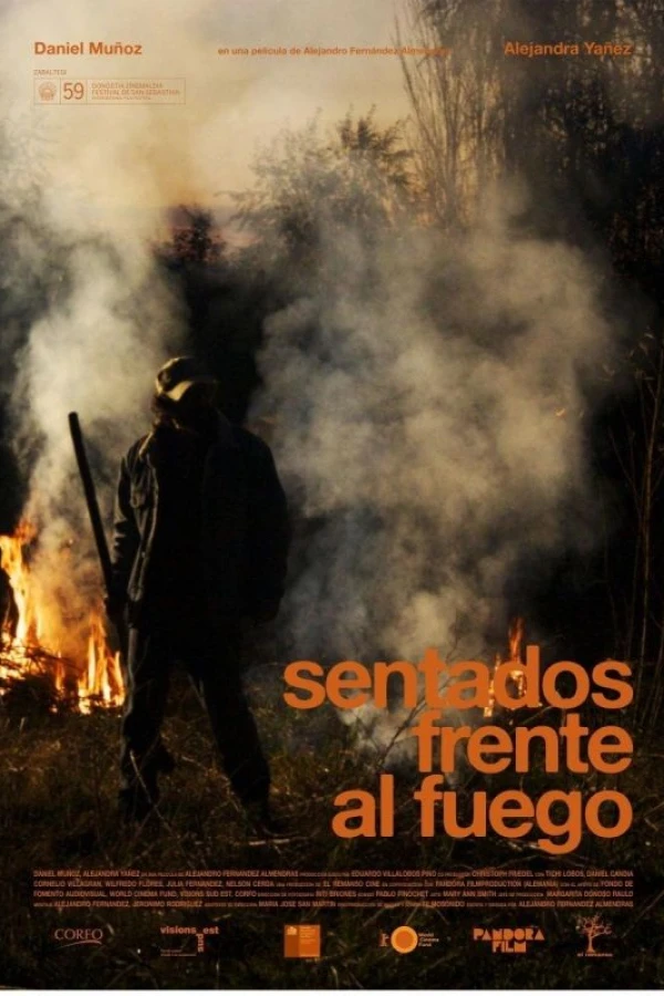 Sentados frente al fuego Plakat